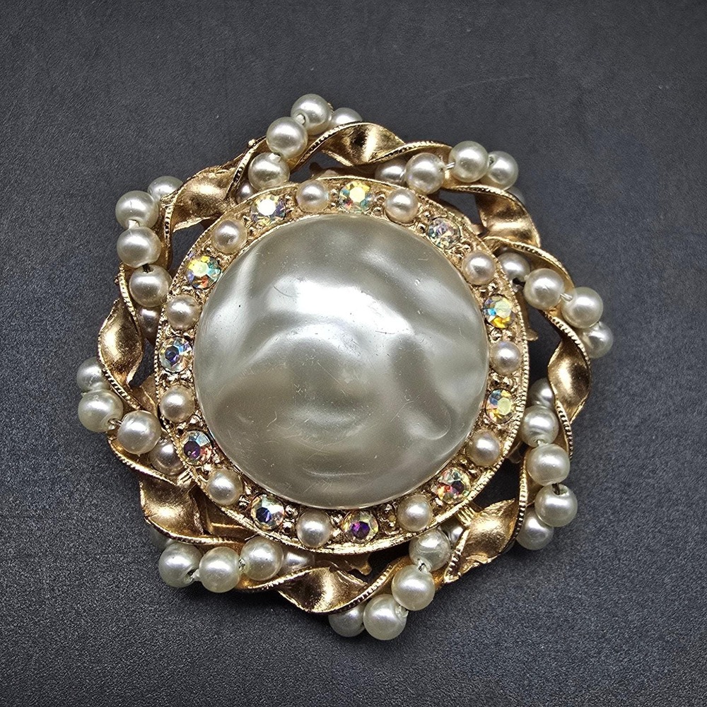 Faux Pearl Round Statement Brooch Baroque Statement Costume Jewelry